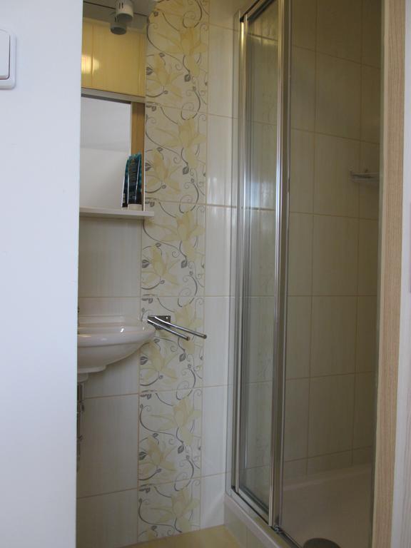 Apartman Tisa 68 Buitenkant foto