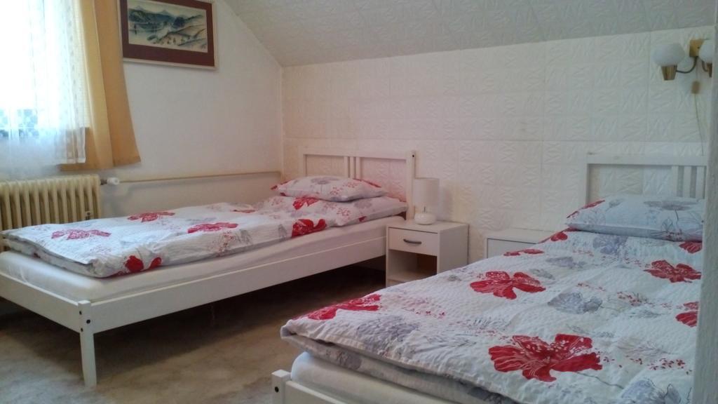 Apartman Tisa 68 Buitenkant foto